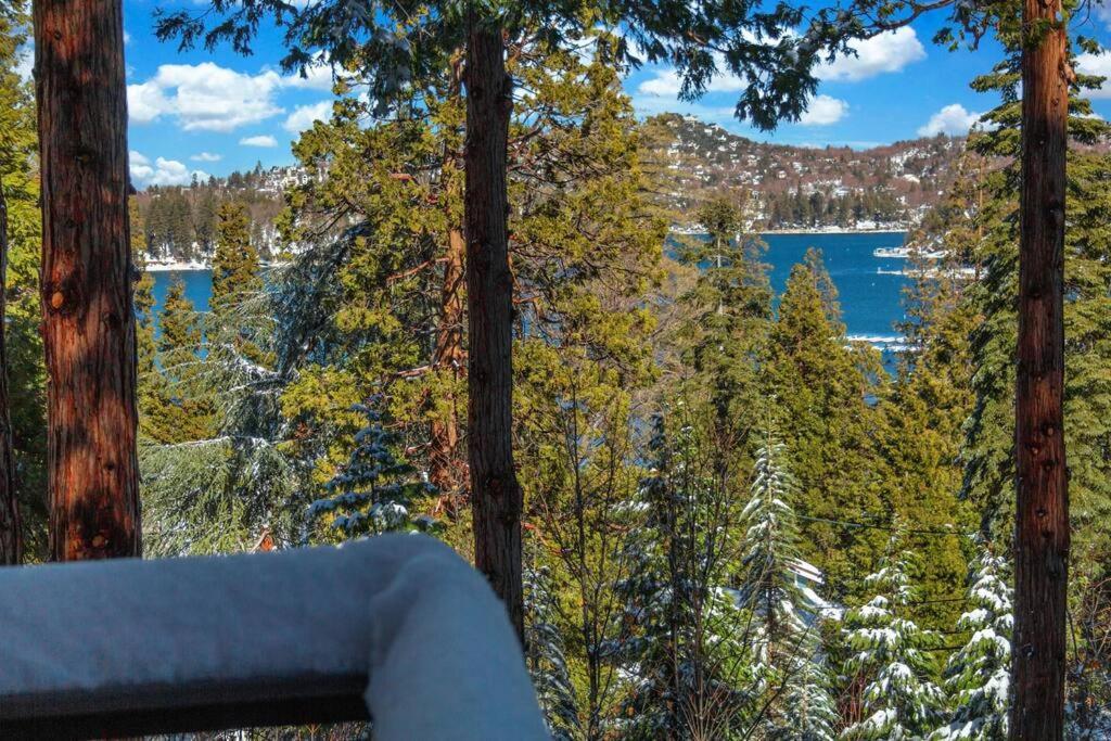 Historic Lakeview Cabin, Beautiful View, 2 Level, 1400 Sqft, Dogs, Walk To Village Lake Arrowhead Exterior photo